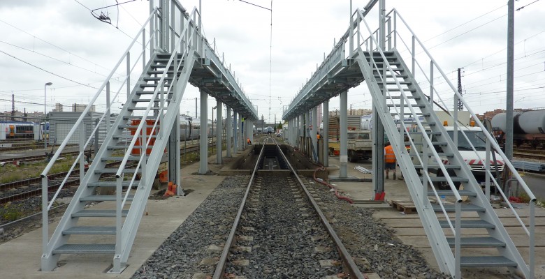 Trainance - Fixed footbridge